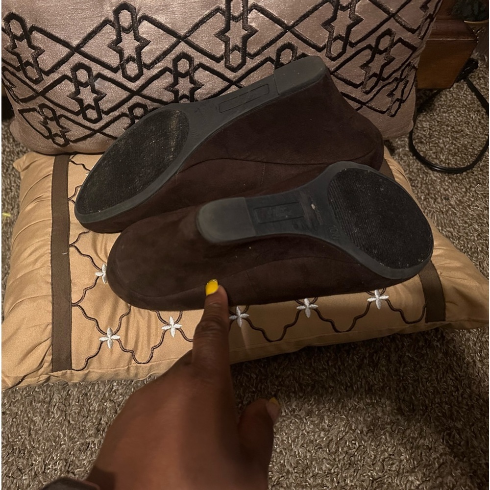 Brown wedge shoes